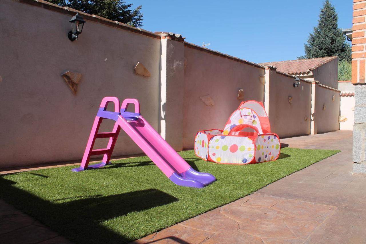 Aire De Pinares Villa Coca Eksteriør bilde