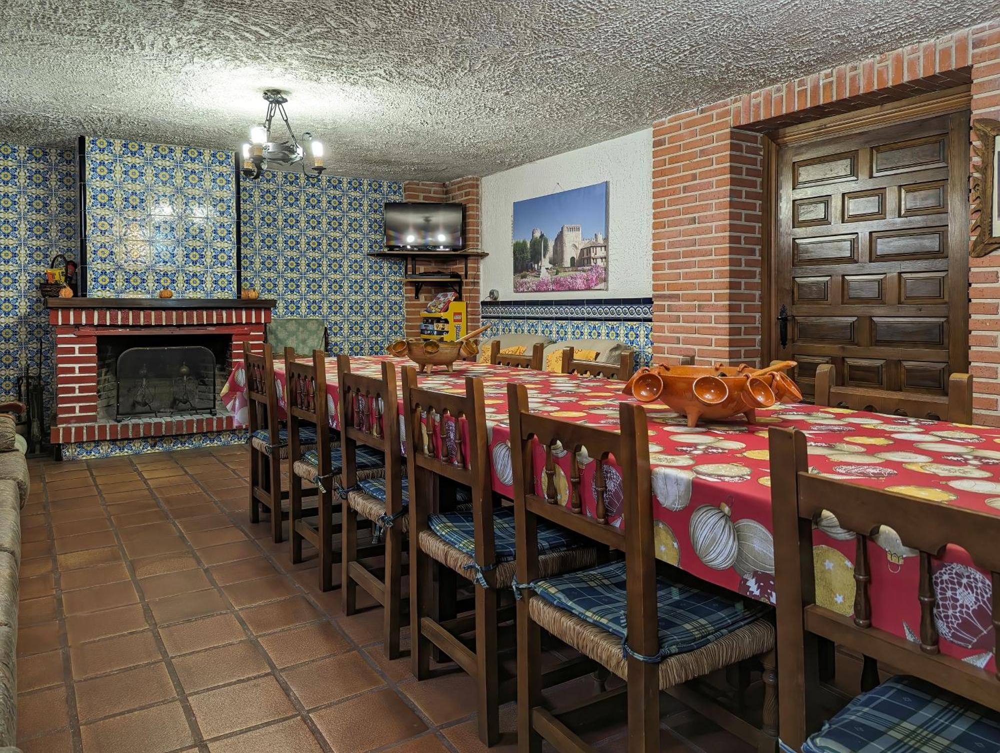 Aire De Pinares Villa Coca Eksteriør bilde